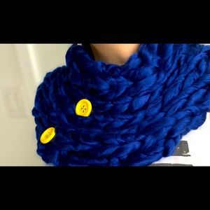 Knitted infinity scarf